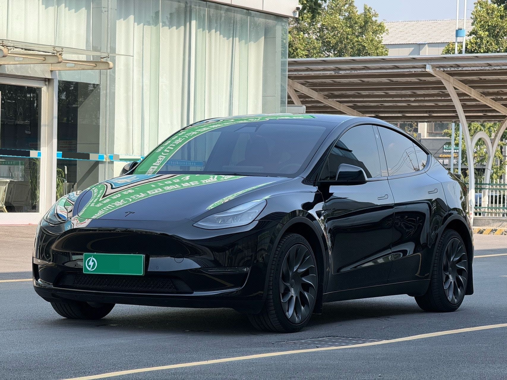 Tesla Model Y 2021 car image 