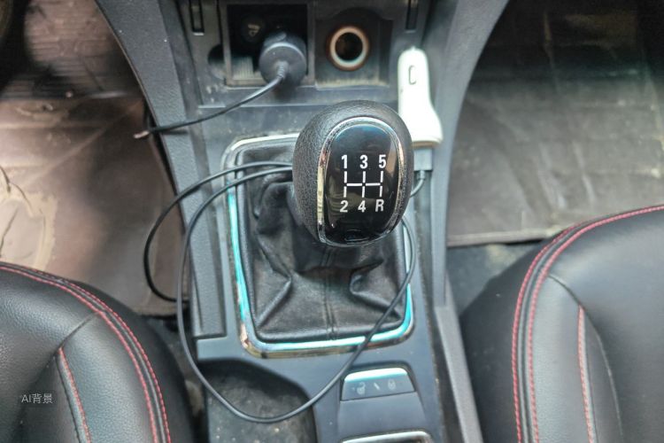 GEELY Emgrand 2015 car image #16
