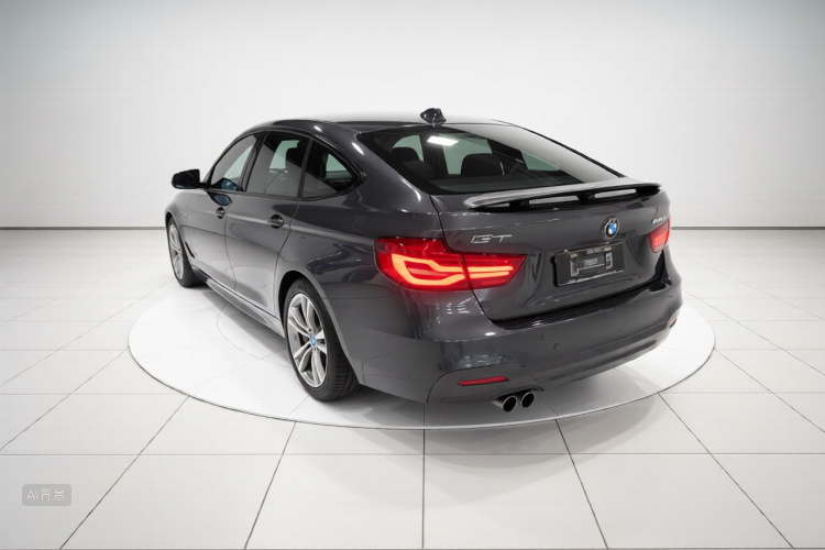 BMW 3 Series GT 2018 صورة سيارة #5