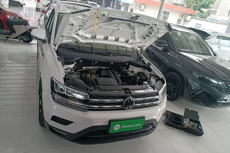 Volkswagen Tharu 2023 car image #20