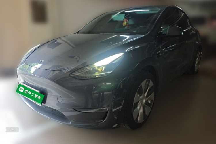 Tesla Model Y 2022 #2 Tesla Model Y 2022 car image #2