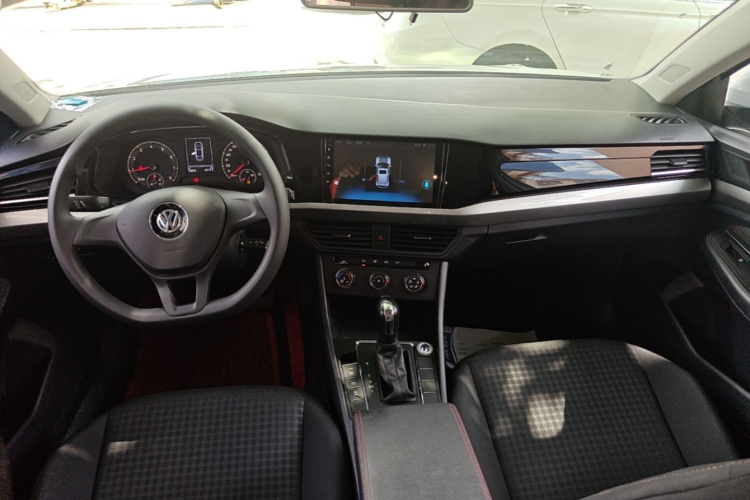 Volkswagen Bora 2019 #10 Volkswagen Bora 2019 car image #10