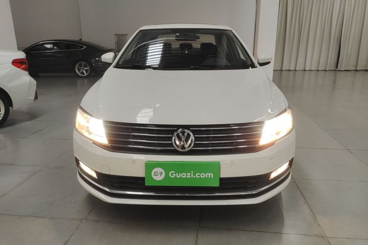 Volkswagen Lavida 2018 car image #3