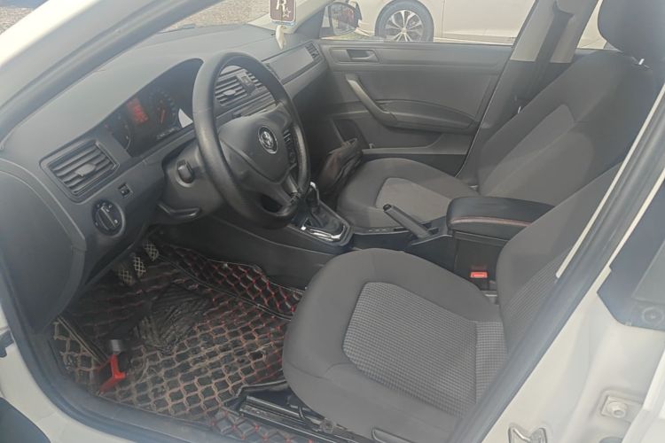 Volkswagen Santana 2019 car image #19
