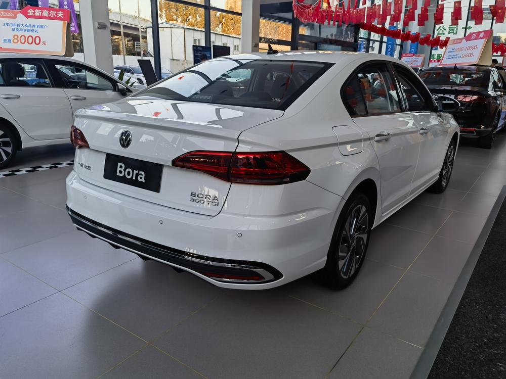 Volkswagen Bora 2025 car image #7