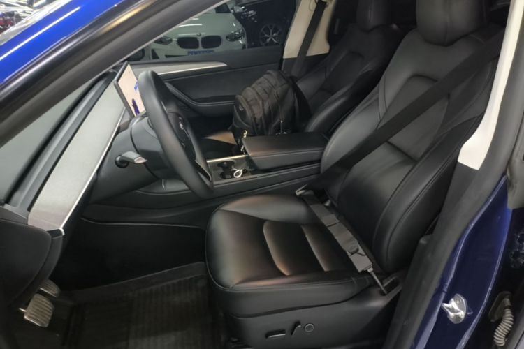 Tesla Model Y 2024 #15 Tesla Model Y 2024 car image #15