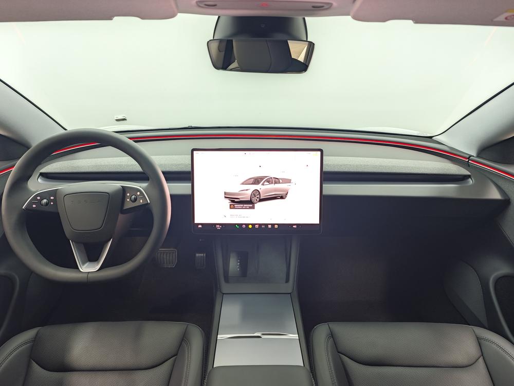 Tesla Model 3 2025 #14 Tesla Model 3 2025 car image #14