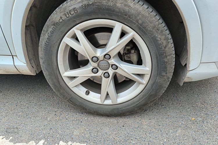 Audi Q3 2018 #9 Audi Q3 2018 car image #9