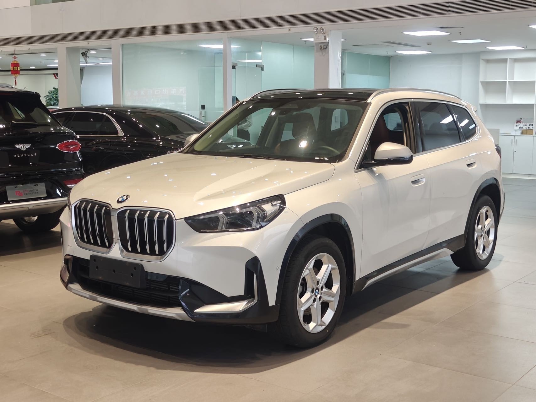 BMW X1 2023 car image 