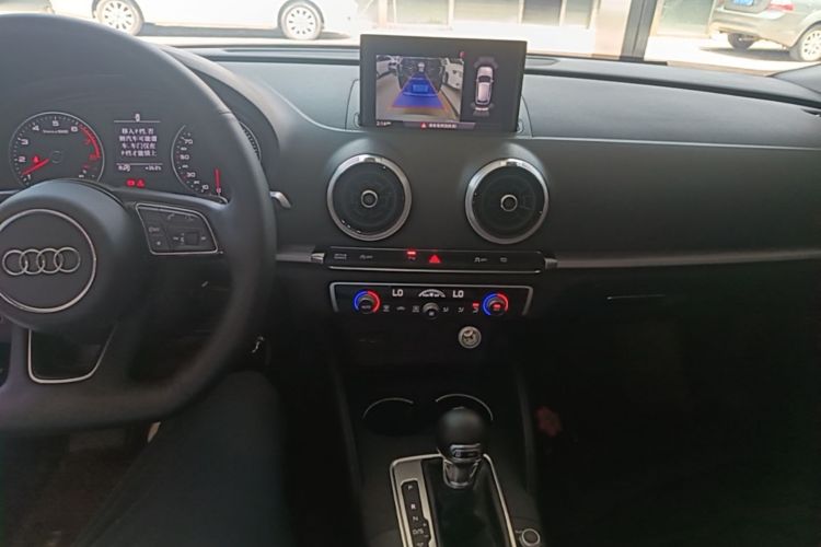 Audi A3 2019 car image #13