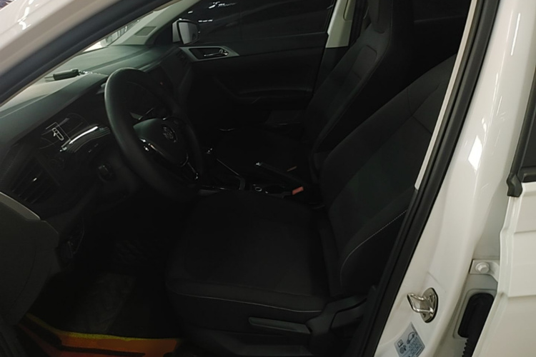 Volkswagen Polo 2020 car image #15
