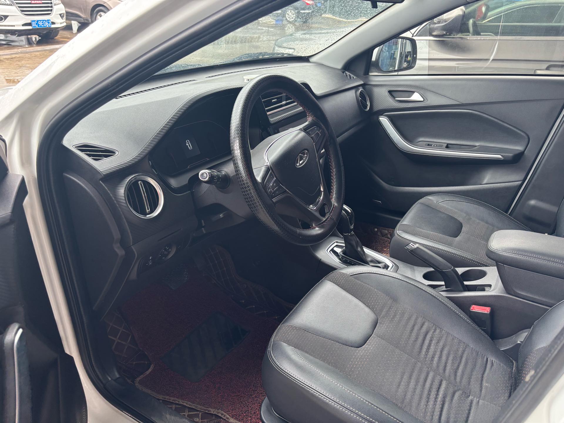 Chery Tiggo 3x 2018 car image #3