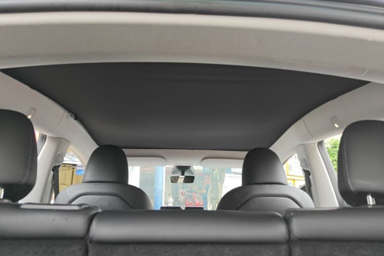 Tesla Model Y 2023 #18 Tesla Model Y 2023 car image #18