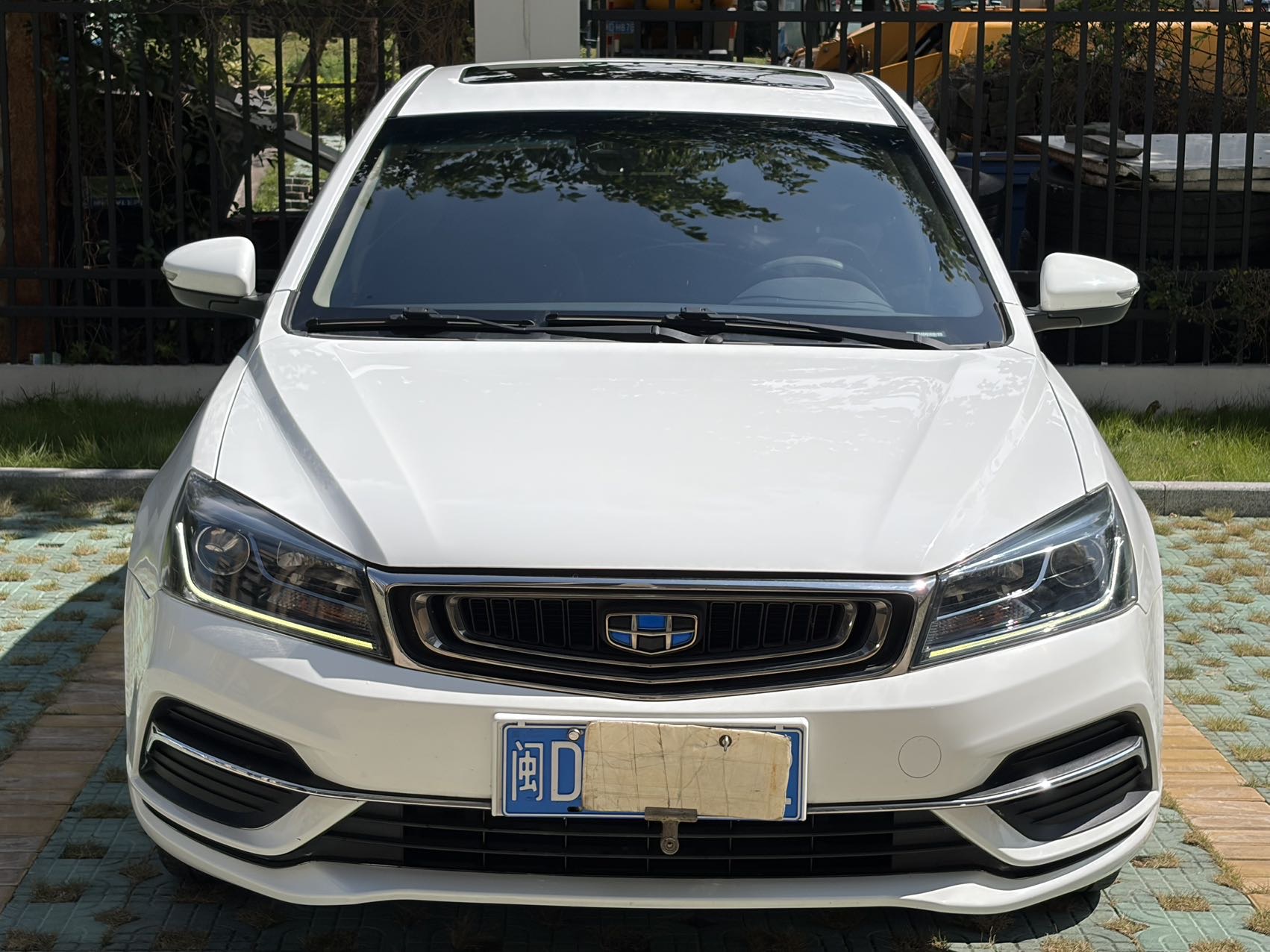 GEELY Emgrand 2018 #2 GEELY Emgrand 2018 imagen de coche #2