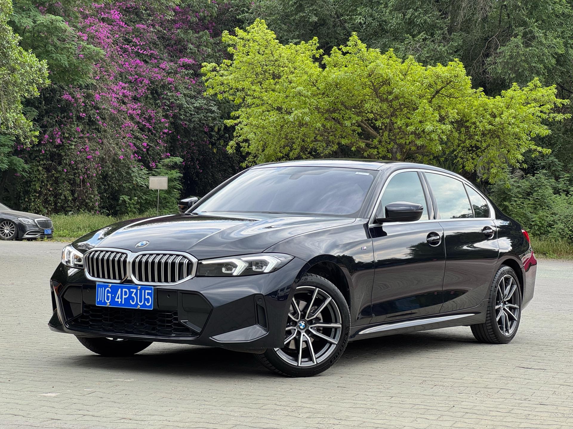 BMW 3 Series 2023 BMW 3 Series 2023 car image