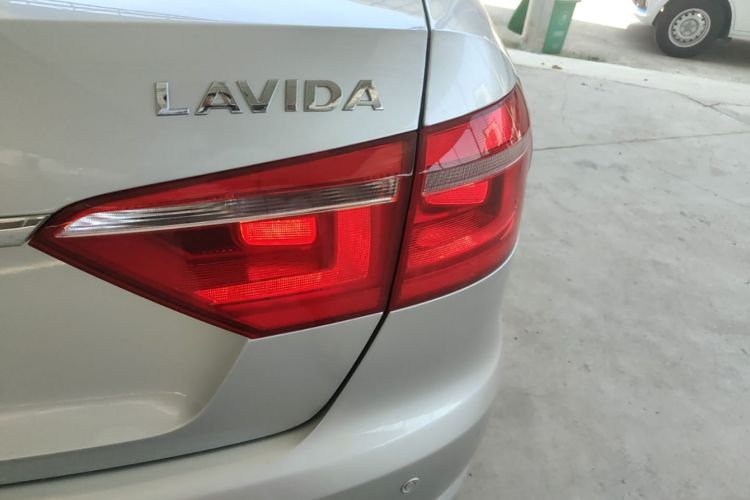Volkswagen Lavida 2015 #8 Volkswagen Lavida 2015 car image #8