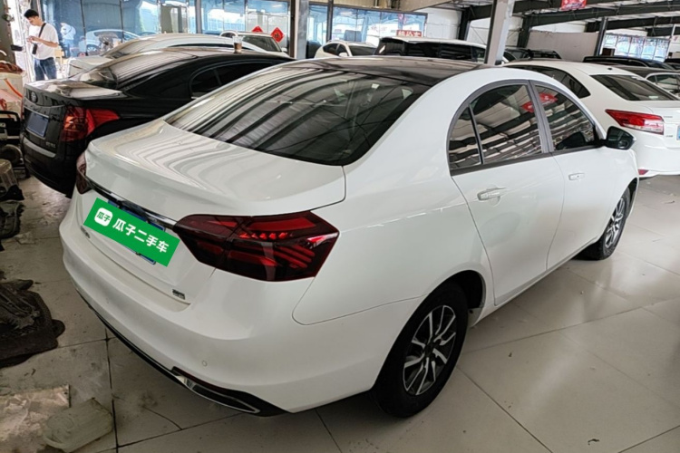 GEELY Emgrand 2019 #7 GEELY Emgrand 2019 car image #7