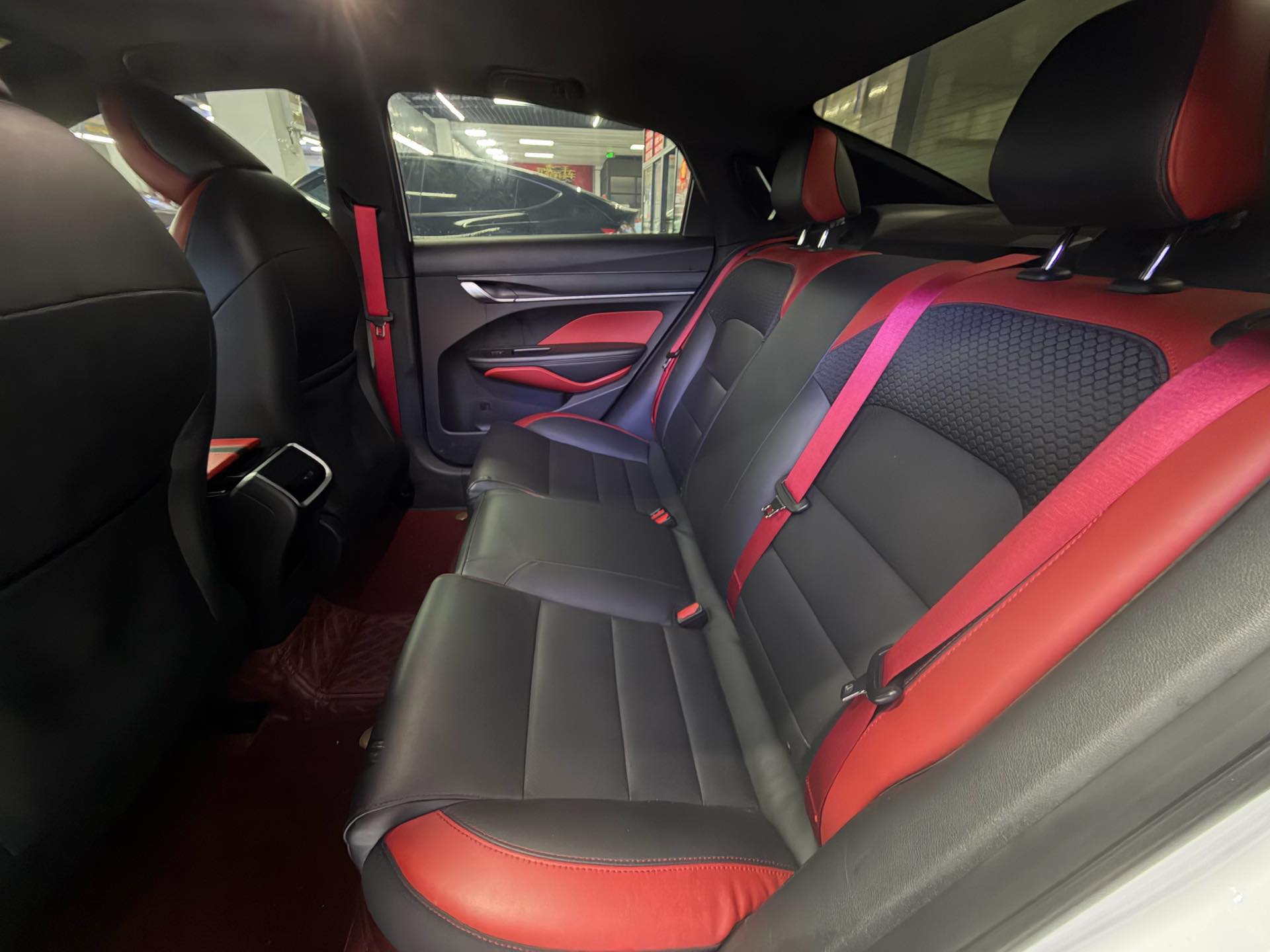 GEELY Binray 2021 image de voiture #4