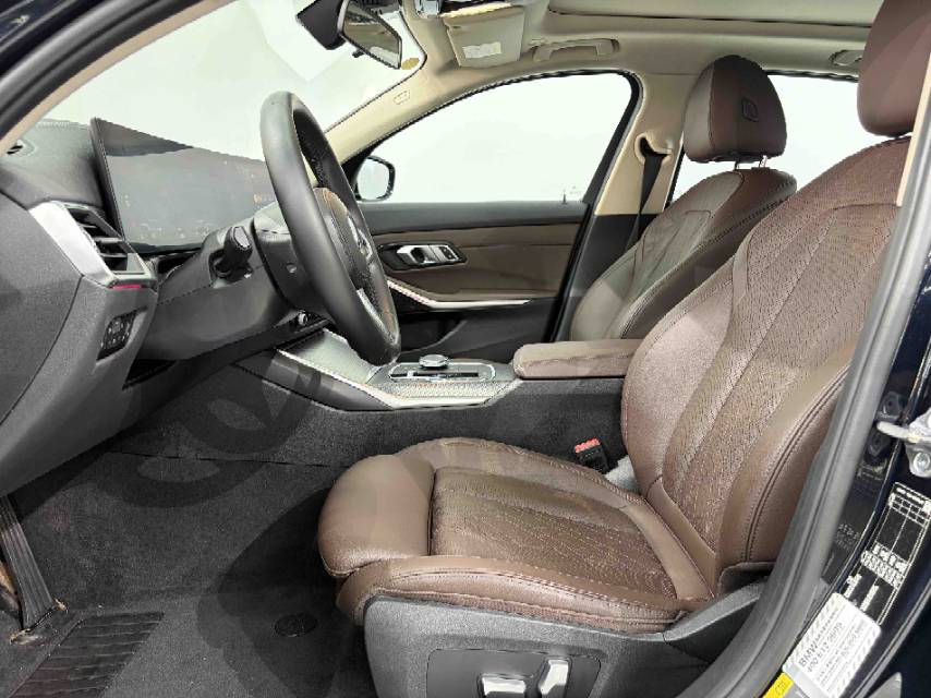 BMW i3 2022 car image #2