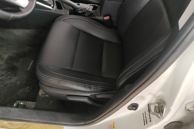Toyota Corolla 2017 car image #15