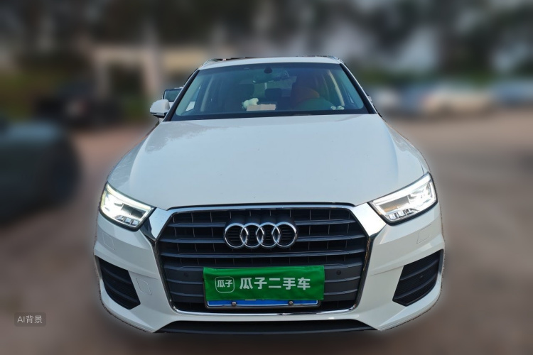 Audi Q3 2019 car image #3