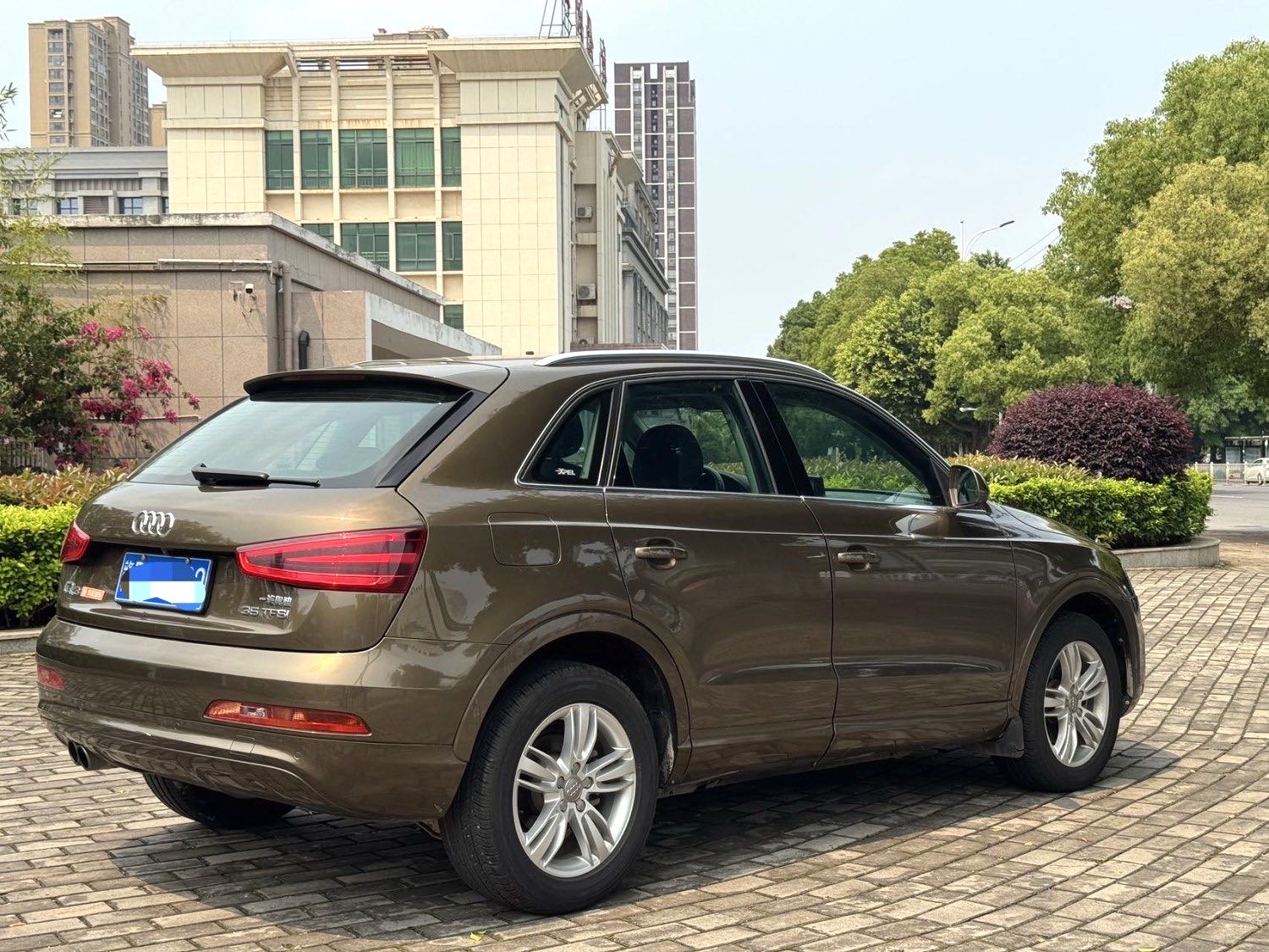Audi Q3 2015 #9 Audi Q3 2015 car image #9