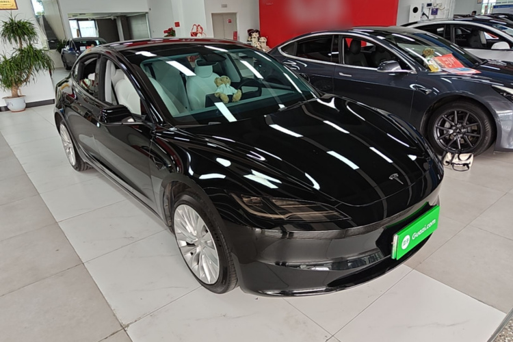 Tesla Model 3 2023 #4 Tesla Model 3 2023 immagine di auto #4