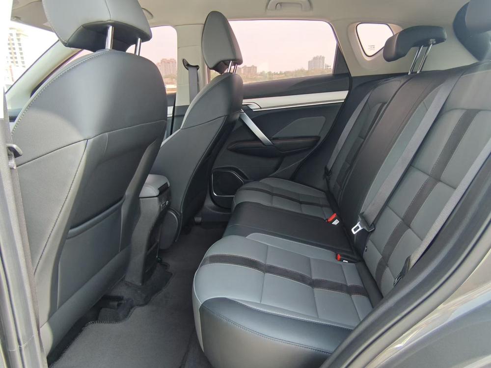 GEELY Coolray 2023 #9 GEELY Coolray 2023 car image #9
