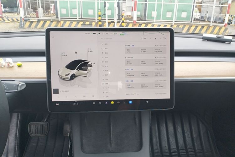Tesla Model 3 2022 #17 Tesla Model 3 2022 car image #17