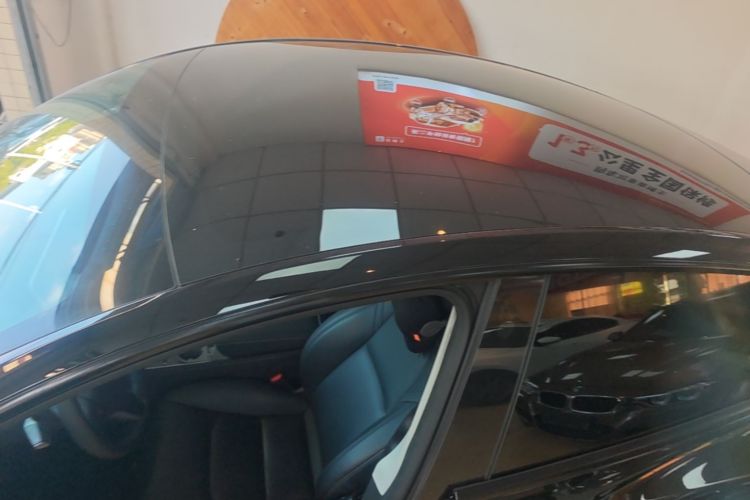 Tesla Model Y 2024 #25 Tesla Model Y 2024 immagine di auto #25