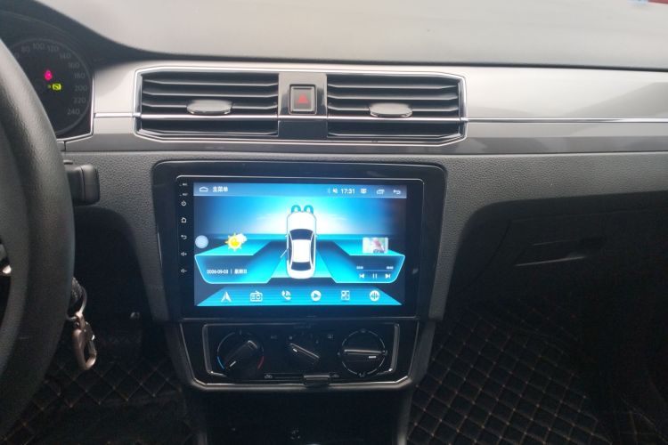 Volkswagen Santana 2019 صورة سيارة #13