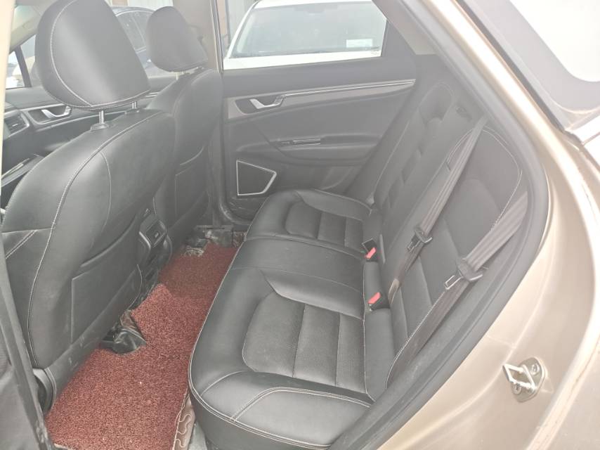 GEELY Emgrand GS 2017 car image #8