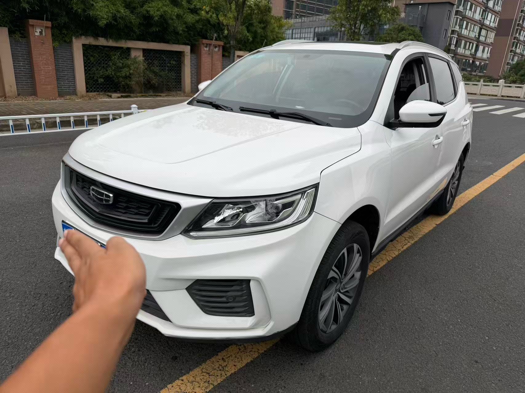 GEELY Vision X6 2020 GEELY Vision X6 2020 immagine di auto