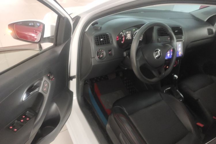 Volkswagen Polo 2018 #16 Volkswagen Polo 2018 car image #16