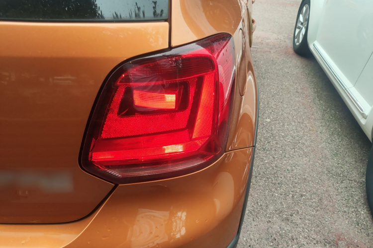 Volkswagen Polo 2019 car image #8