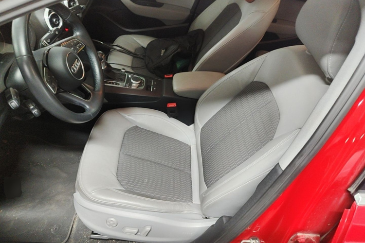 Audi A3 2017 car image #15