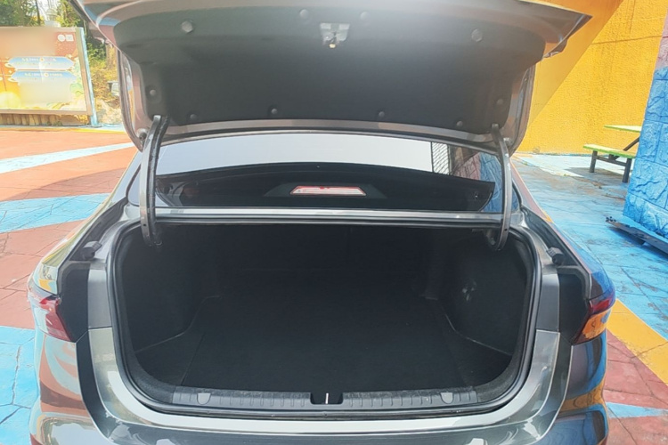 GEELY Emgrand 2023 #19 GEELY Emgrand 2023 car image #19