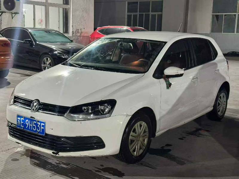 Volkswagen Polo 2015 immagine di auto #3