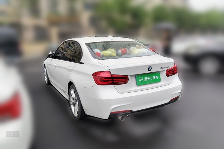 BMW 3 Series 2018 car image #5