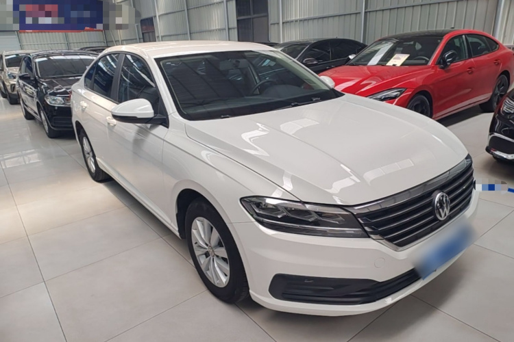 Volkswagen Lavida 2018 car image #4