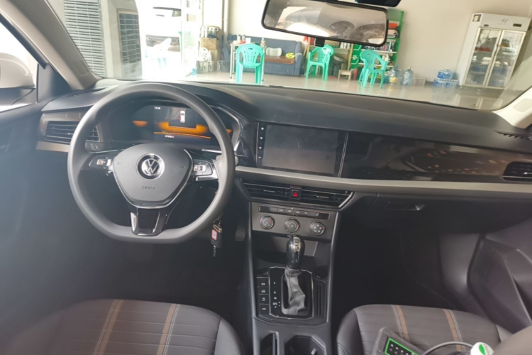 Volkswagen Lavida 2021 car image #11