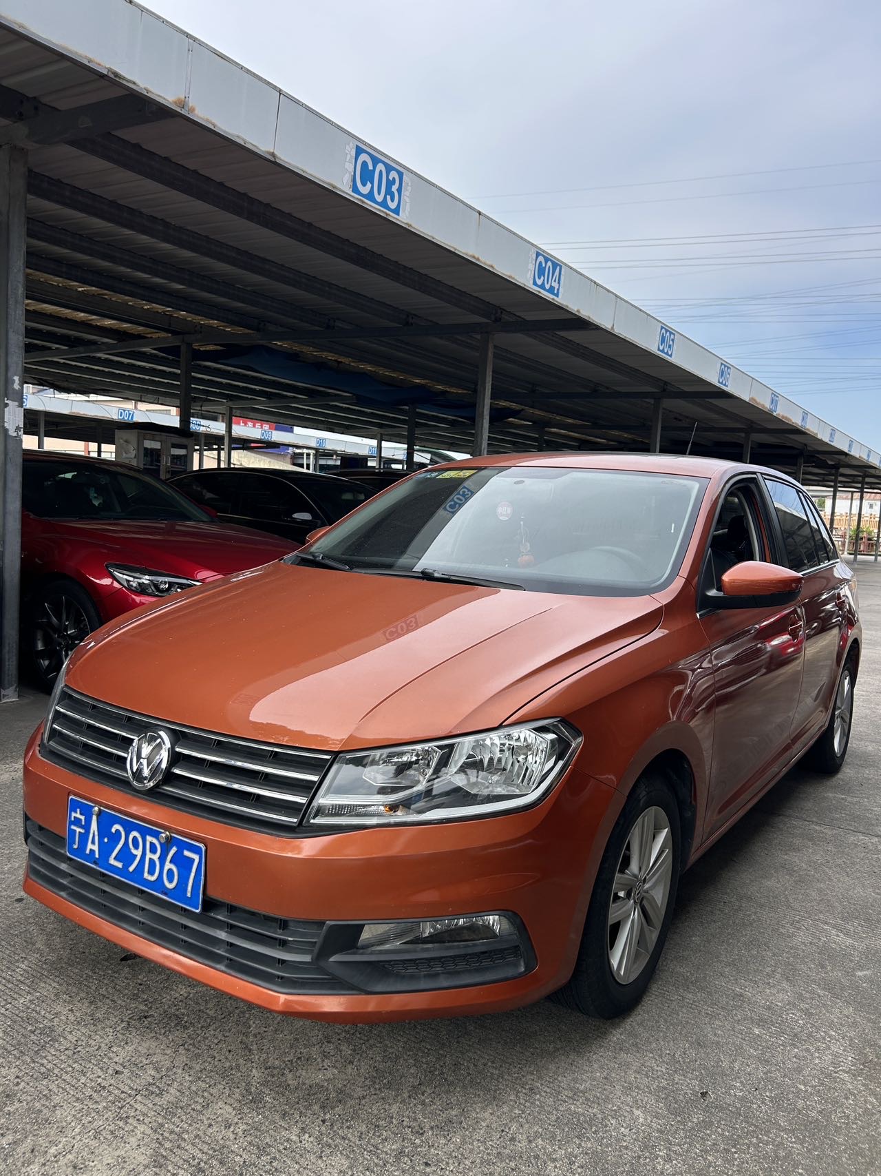 Volkswagen Santana 2015 car image 