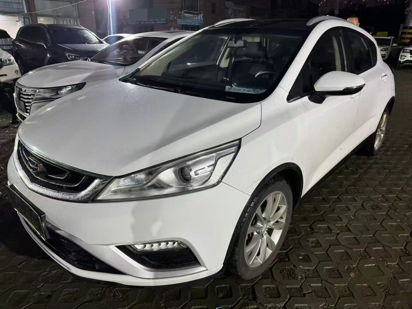 GEELY Emgrand GS 2017 GEELY Emgrand GS 2017 car image