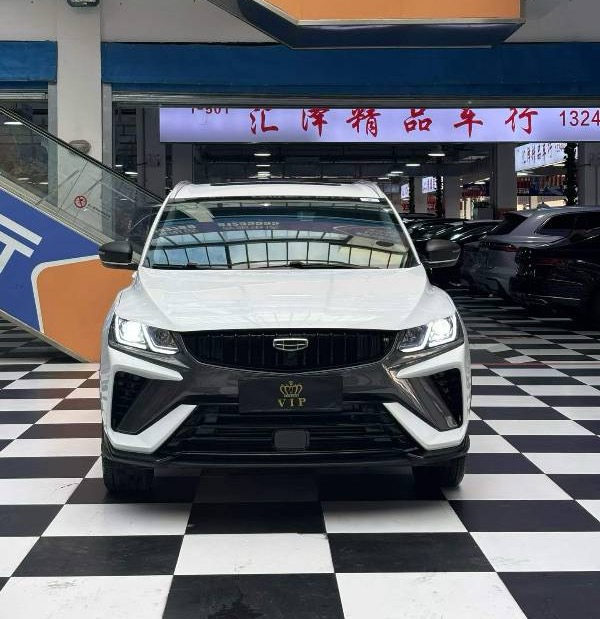 GEELY Coolray 2024 immagine di auto #2