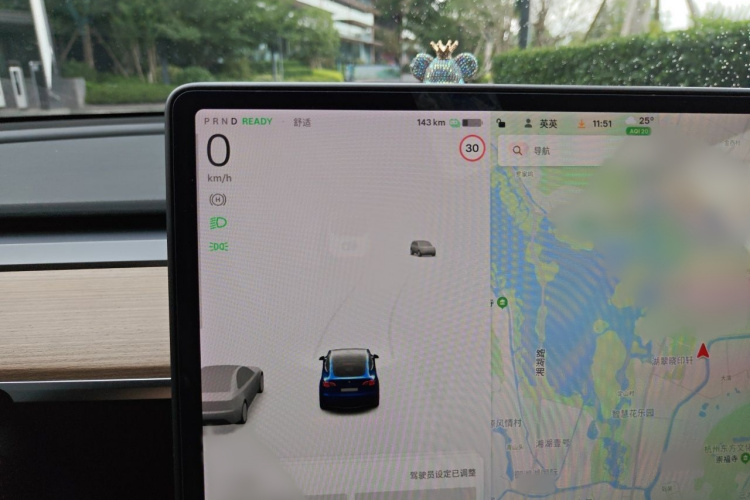 Tesla Model Y 2021 #16 Tesla Model Y 2021 car image #16