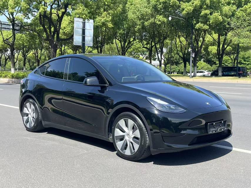 Tesla Model Y 2022 #3 Tesla Model Y 2022 car image #3