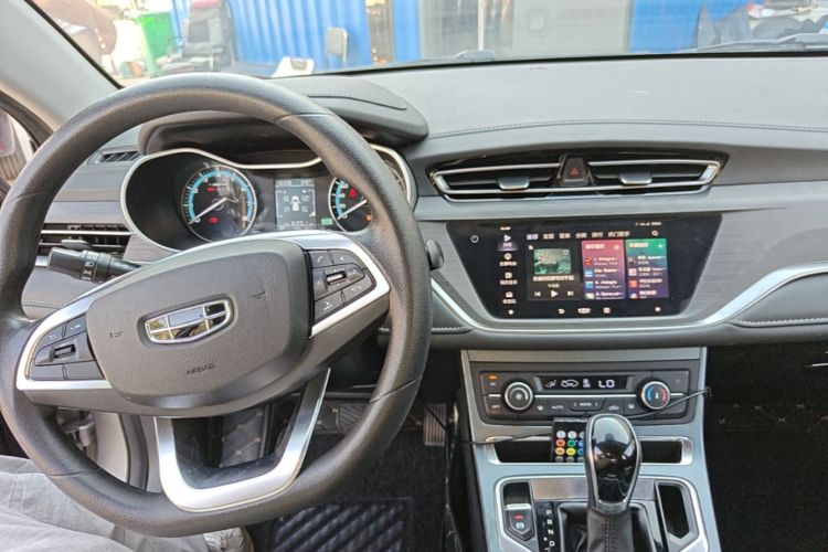 GEELY Emgrand 2021 #10 GEELY Emgrand 2021 car image #10