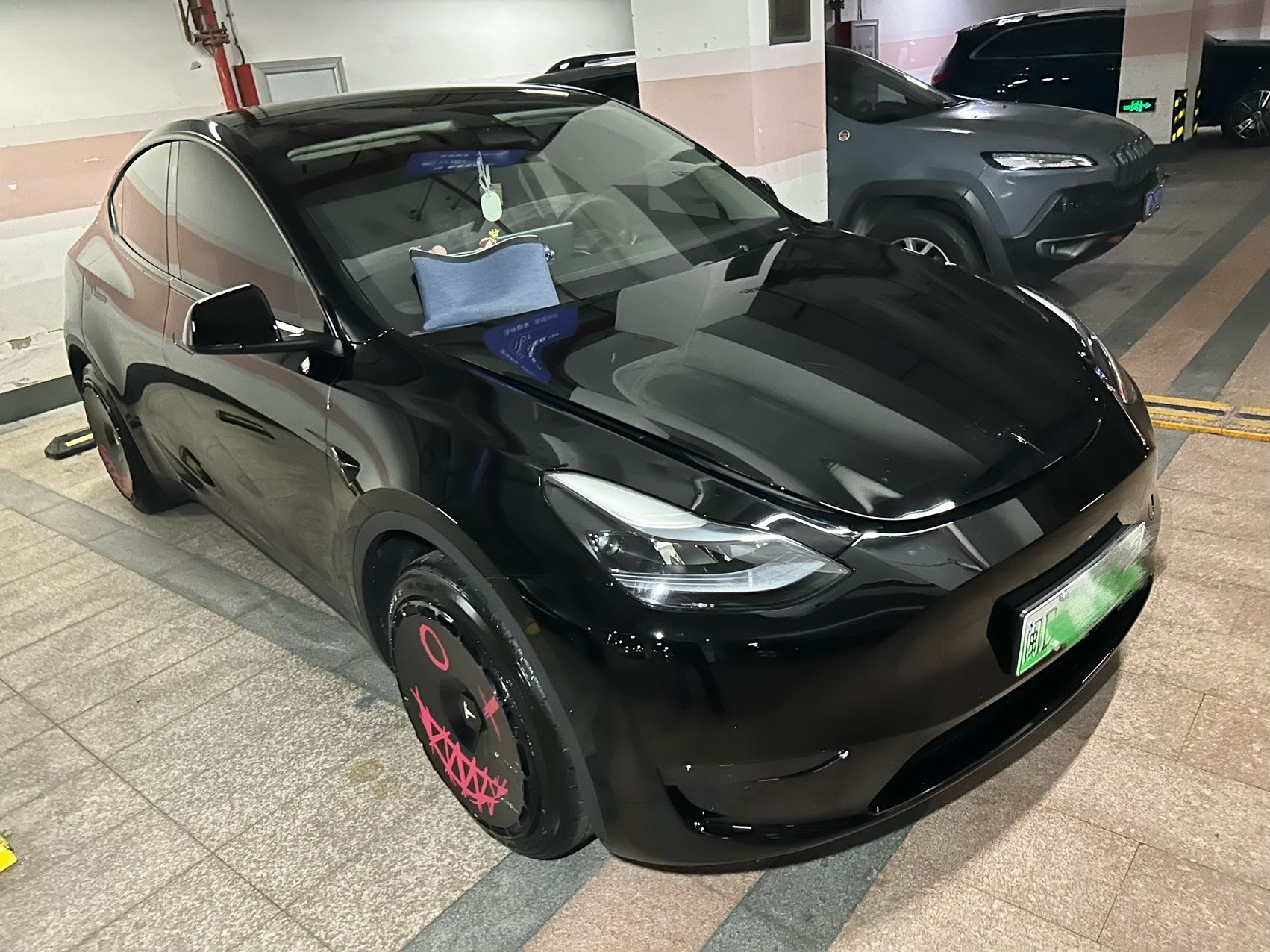 Tesla Model Y 2022 #3 Tesla Model Y 2022 car image #3