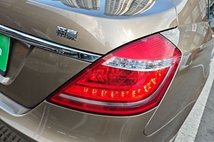 GEELY Emgrand 2016 car image #8