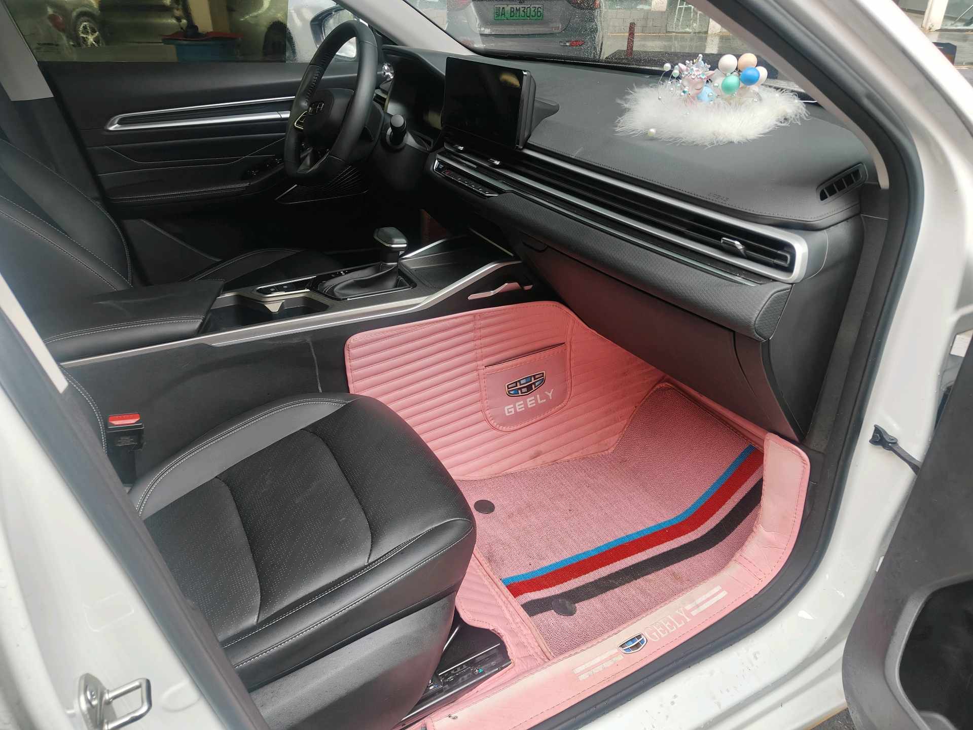 GEELY Emgrand 2023 immagine di auto #4